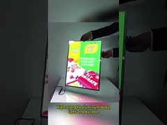 Możesz swobodnie regulować pionową lub poziomą tablicę i szybko zmieniać plakat.